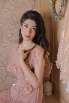 乔安娜赛后宣布退役结束格斗生涯
